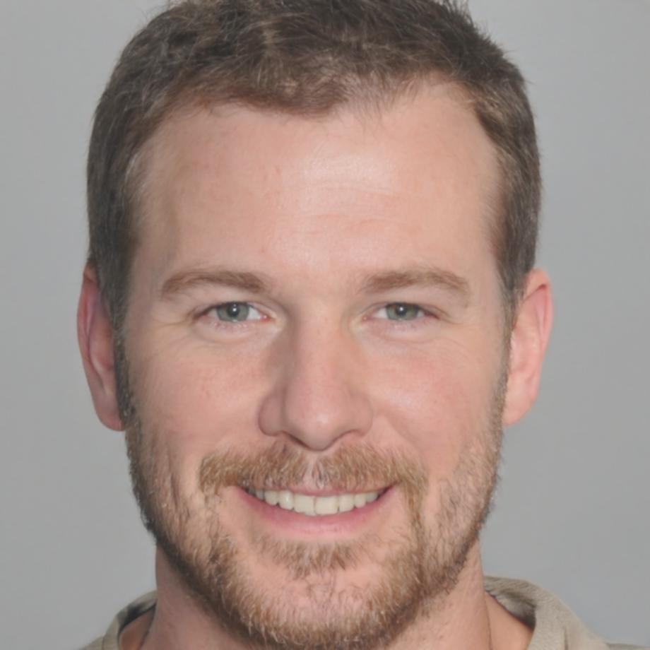 Stefan Marinov, Investment Analyst